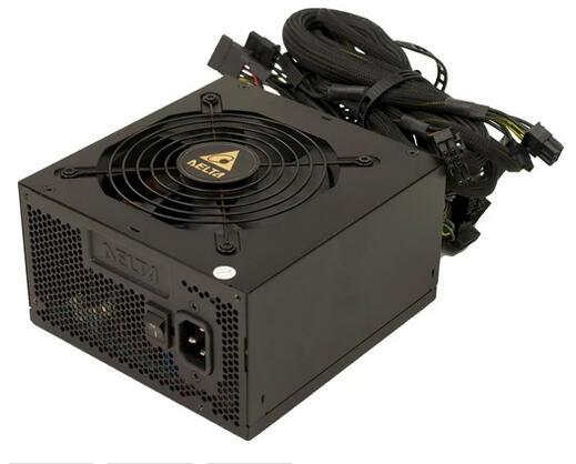 Delta 550 Watt 80+ Bronze voeding