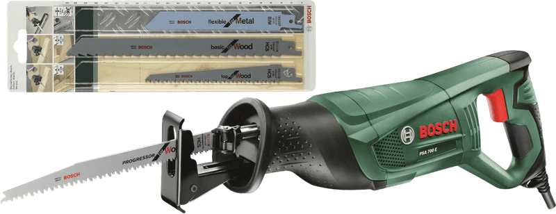 Bosch PSA 700 E (+4 zaagbladen)